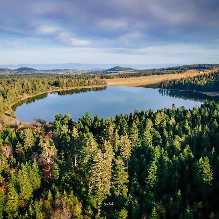 Semesterbostad La Porte Des Volcans *