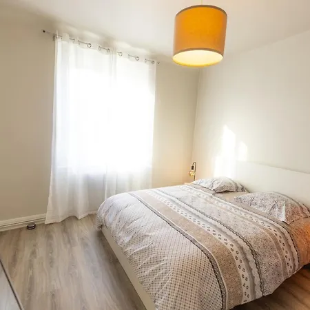 Semesterbostad La Porte Des Volcans